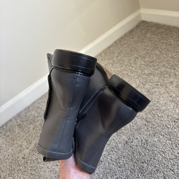 Franco Sarto L- Hixton Gray Booties Size 7.5 - Picture 8 of 8